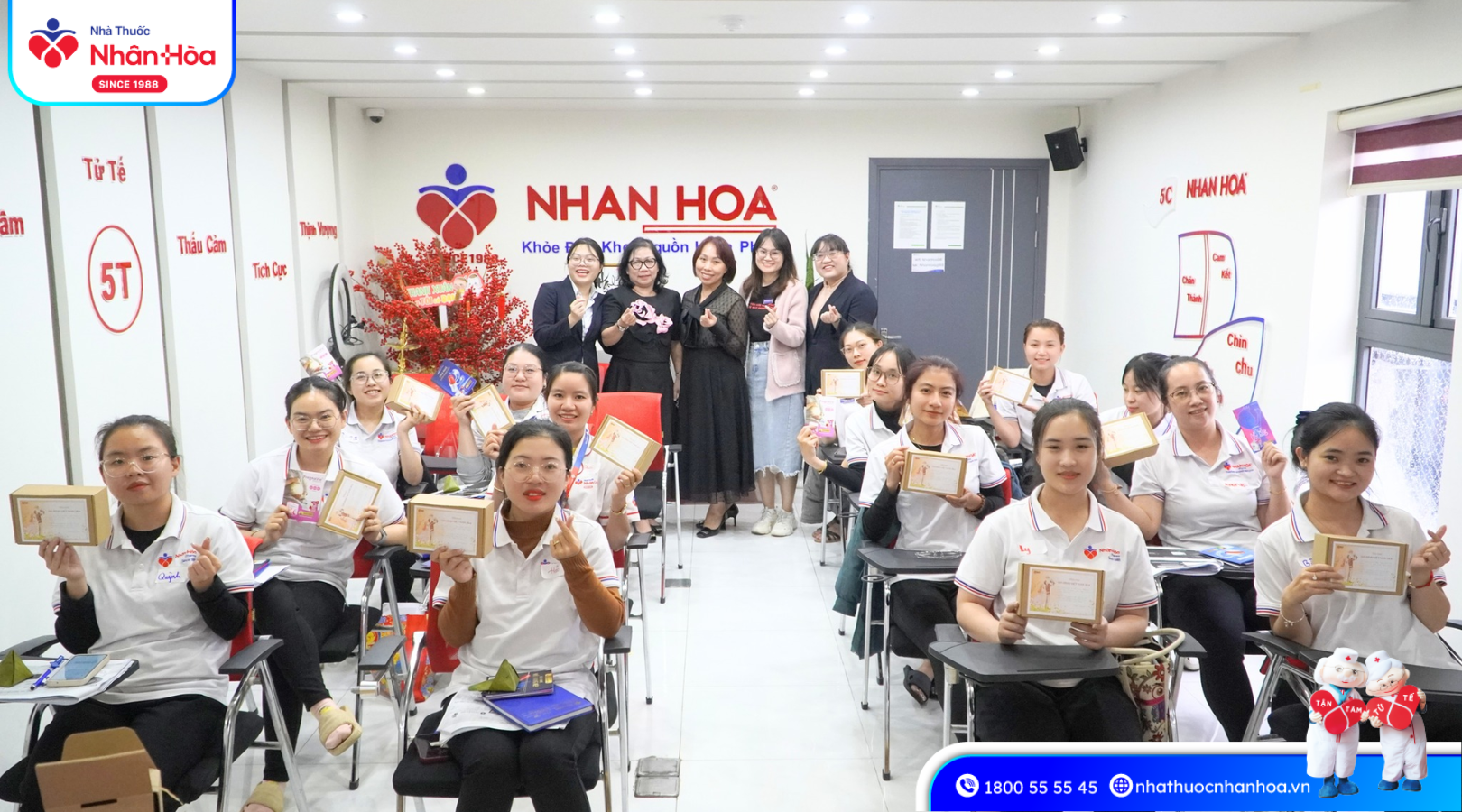 Dược sĩ Nhà Thuốc Nhân Hoà